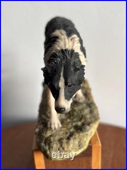 A BORDER FINE ARTS RARE BORDER COLLIE DOG by MAIRI LAING 1979