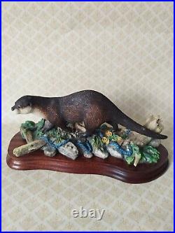 Along The Shoreline Otter Border Fine Arts B0858 Figurine Hand Made In Scotland