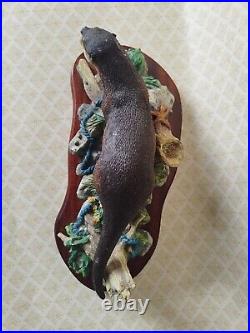 Along The Shoreline Otter Border Fine Arts B0858 Figurine Hand Made In Scotland