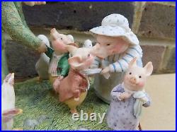 BORDER FINE ARTS Beatrix Potter Figurine We Wished Them Goodbye In The Yard