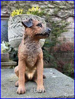 BORDER FINE ARTS FIRESIDE DOGS BORDER TERRIER SITTING A2696 LARGE 31cm Tall