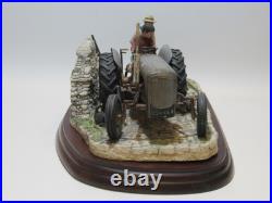 BORDER FINE ARTS'GOLDEN MEMORIES' NO. BO799 BY RAY AYRES 27CM LONG WithCERTIFICATE BORDER FINE ARTS'GOLDEN MEMORIES' NO. BO799 BY RAY AYRES 27CM LONG WithCERTIFICATE