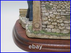 BORDER FINE ARTS'GOLDEN MEMORIES' NO. BO799 BY RAY AYRES 27CM LONG WithCERTIFICATE BORDER FINE ARTS'GOLDEN MEMORIES' NO. BO799 BY RAY AYRES 27CM LONG WithCERTIFICATE