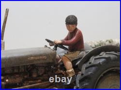 BORDER FINE ARTS'GOLDEN MEMORIES' NO. BO799 BY RAY AYRES 27CM LONG WithCERTIFICATE BORDER FINE ARTS'GOLDEN MEMORIES' NO. BO799 BY RAY AYRES 27CM LONG WithCERTIFICATE