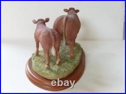 BORDER FINE ARTS Limousin cow and calf 2002 Cows FIGURINE Unboxed BORDER FINE ARTS Limousin cow and calf 2002 Cows FIGURINE Unboxed