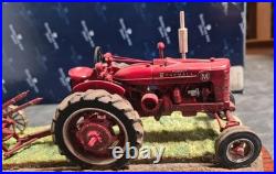 BORDER FINE ARTS'MAKING ADJUSTMENTS' A2142 McCormick Farmall Tractor Boxed BORDER FINE ARTS'MAKING ADJUSTMENTS' A2142 McCormick Farmall Tractor Boxed
