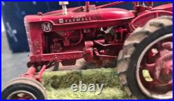 BORDER FINE ARTS'MAKING ADJUSTMENTS' A2142 McCormick Farmall Tractor Boxed
