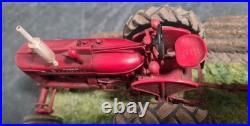 BORDER FINE ARTS'MAKING ADJUSTMENTS' A2142 McCormick Farmall Tractor Boxed