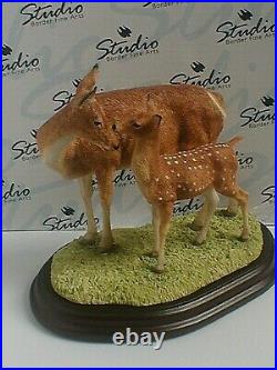 BORDER FINE ARTS STUDIO, RED HIND and CALF, A26892, 2014. MIB. Stunning, Rare