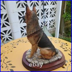 Border Fine Art German Shepherd MT06 Figurine with non-fixed base