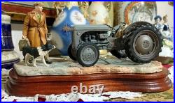 Border Fine Art, hand crafted collectable An Early Start figure by Ray Ayres