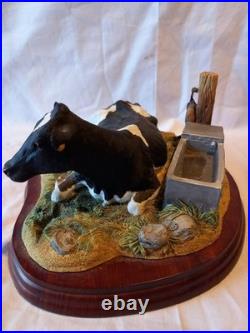 Border Fine Arts 2005 Holstein Friesian Lying Cow A5273 Sculpture. Signed