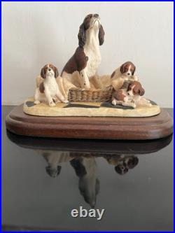 Border Fine Arts(205A)Springer Spaniel and Pups (Liver/White) Ray Ayres 1989