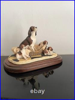 Border Fine Arts(205A)Springer Spaniel and Pups (Liver/White) Ray Ayres 1989