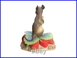Border Fine Arts 4 Retired Figurine Mouse Eating Strawberries by Ray Ayres 1989