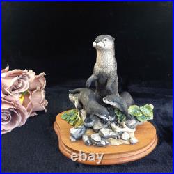 Border Fine Arts 752/3000 River View Otter Family R. T. Roberts B0195 LE