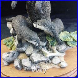 Border Fine Arts 752/3000 River View Otter Family R. T. Roberts B0195 LE