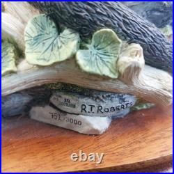 Border Fine Arts 752/3000 River View Otter Family R. T. Roberts B0195 LE