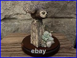 Border Fine Arts A Little Owl Style Figurine Model No. B00900 by Ray Ayres 1988