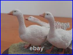 Border Fine Arts A Wild Goose Chase Resin Figure Dog B0088 Ray Ayres Boxed