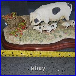 Border Fine Arts A1223 No Scrumping Figurine by Artist Kirsty Armstrong No Box