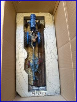 Border Fine Arts'At The Vintage' Model by Ray Ayres (B0517) Certificate And Box