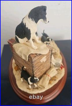 Border Fine Arts B0537 Out Of Harms Way Collectable Very Rare Figurine Boxed