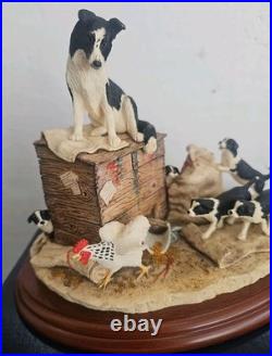 Border Fine Arts B0537 Out Of Harms Way Collectable Very Rare Figurine Boxed