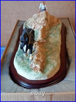 Border Fine Arts B0591A'Clean Sweep' Sculpture. Original Box + Packaging + Cert