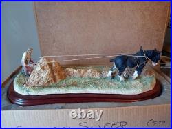 Border Fine Arts B0591A'Clean Sweep' Sculpture. Original Box + Packaging + Cert