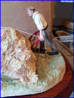 Border Fine Arts B0591A'Clean Sweep' Sculpture. Original Box + Packaging + Cert