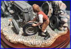 Border Fine Arts B0912'Changing Times' Ford Ferguson N9 Tractor Boxed with cert