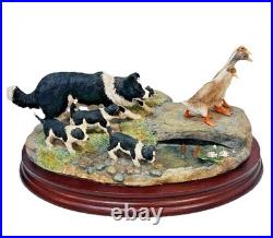 Border Fine Arts B1207 Keep On Running Figurine small chip NO. 151/750 (17)