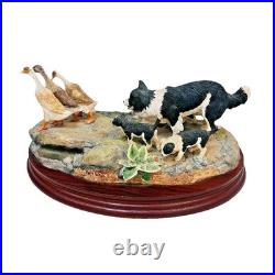 Border Fine Arts B1207 Keep On Running Figurine small chip NO. 151/750 (17)