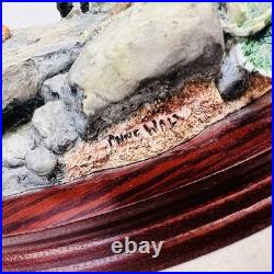 Border Fine Arts B1207 Keep On Running Figurine small chip NO. 151/750 (17)