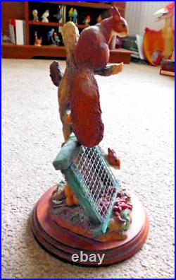 Border Fine Arts BFA Society Figurine BO779 Autumn Reds (Squirrels) Border Fine Arts BFA Society Figurine BO779 Autumn Reds (Squirrels)
