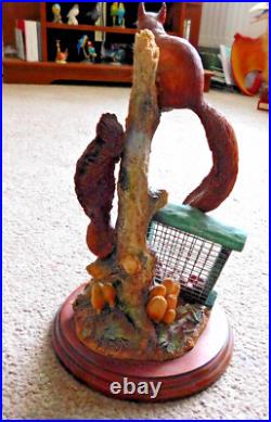Border Fine Arts BFA Society Figurine BO779 Autumn Reds (Squirrels) Border Fine Arts BFA Society Figurine BO779 Autumn Reds (Squirrels)