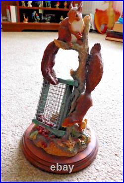 Border Fine Arts BFA Society Figurine BO779 Autumn Reds (Squirrels) Border Fine Arts BFA Society Figurine BO779 Autumn Reds (Squirrels)