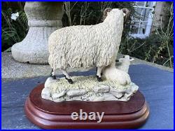 Border Fine Arts'Black Face Ewe & Lambs' Model B124 Ray Ayres 1996 Border Fine Arts'Black Face Ewe & Lambs' Model B124 Ray Ayres 1996