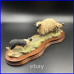 Border Fine Arts Black Faced Ewe and Collie Figure Statue B104 by Ray Ayres RARE