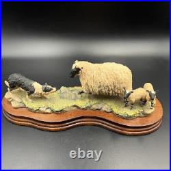 Border Fine Arts Black Faced Ewe and Collie Figure Statue B104 by Ray Ayres RARE