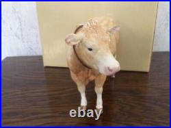 Border Fine Arts Blonde D'Aquitaine Cow Model A5256 18x12cms Boxed