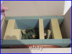 Border Fine Arts Boxed Ltd. Ed. 1228/1500'hauling Out' Sculpture By Ray Ayres