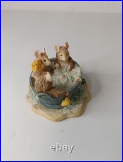 Border Fine Arts Brambly Hedge Babies in the Bath BH73