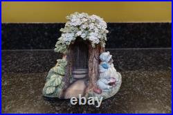 Border Fine Arts Brambly Hedge Bookends Poppy & Babies BHB01