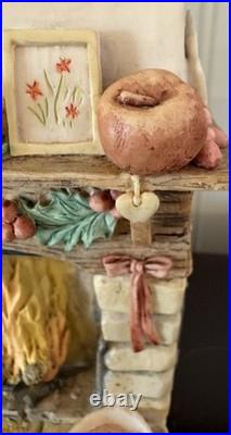 Border Fine Arts Brambly Hedge Christmas Fireplace Figurine BH24 Jill Barklem