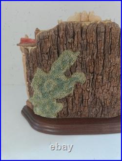 Border Fine Arts Brambly Hedge Pretenders to the Throne B0809