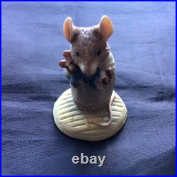 Border Fine Arts Brambly Hedge Primrose Teddy Mouse. Signed By Jill Barklem Border Fine Arts Brambly Hedge Primrose Teddy Mouse. Signed By Jill Barklem