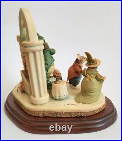 Border Fine Arts Brambly Hedge Tableau The Millennium Snow Ball Limited Edition
