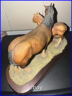 Border Fine Arts Clydesdale Mare And Foal Ray Ayres Ornament